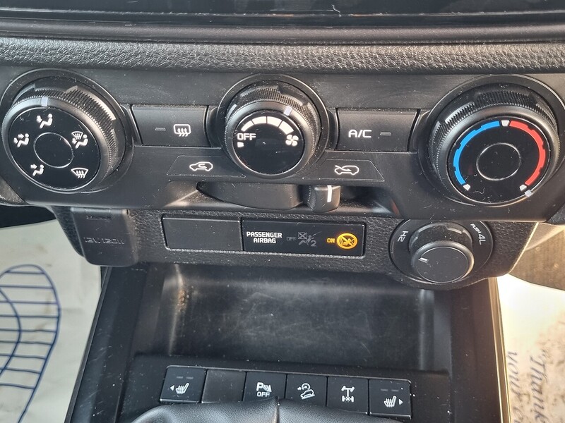 Isuzu 1.9 TD DL20 Pickup Double Cab 4dr Diesel Manual 4WD Euro 6 (s/s) (164 ps)