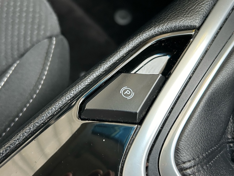 Ford TDCi Titanium SUV 2.0 Manual Diesel