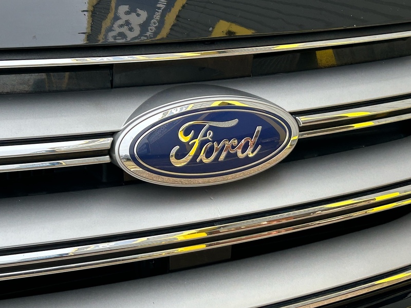 Ford TDCi Titanium SUV 2.0 Manual Diesel