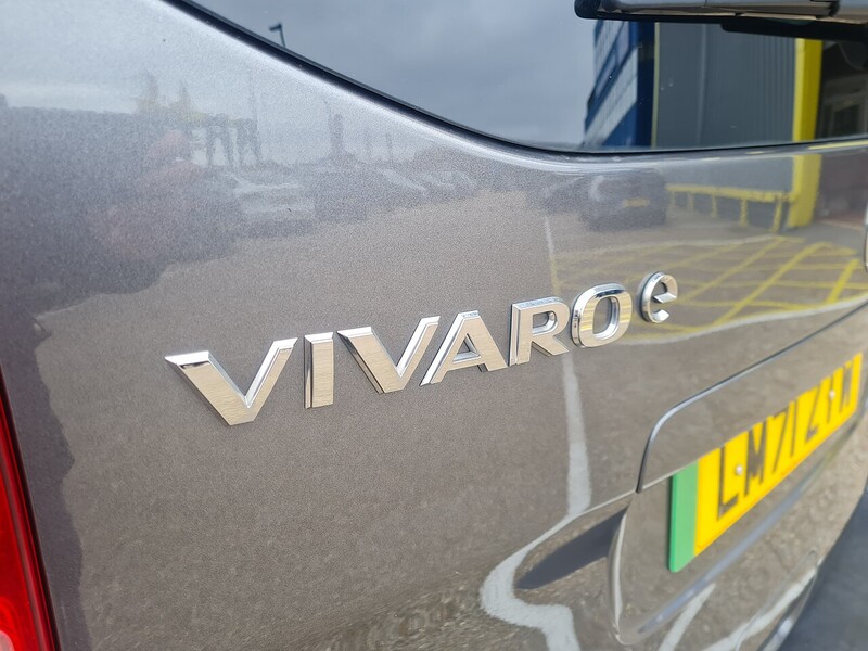 Vauxhall 50kWh Combi MPV 5dr Electric Auto LWB (9 Seat, 11kW Charger) (136 ps)