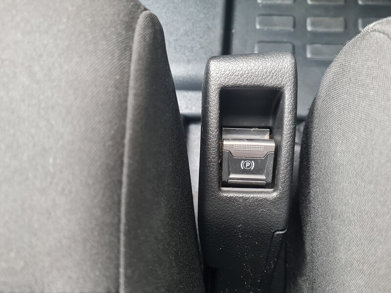 Vauxhall 50kWh Combi MPV 5dr Electric Auto LWB (9 Seat, 11kW Charger) (136 ps)
