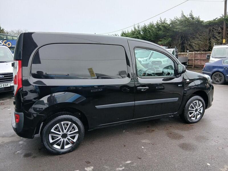 Renault ZE ML20 33kWh Business+ Panel Van 4dr Electric Auto MWB (i) (60 ps)