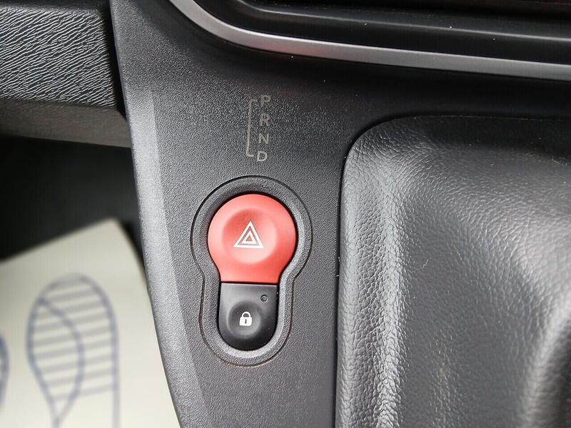 Renault ZE ML20 33kWh Business+ Panel Van 4dr Electric Auto MWB (i) (60 ps)