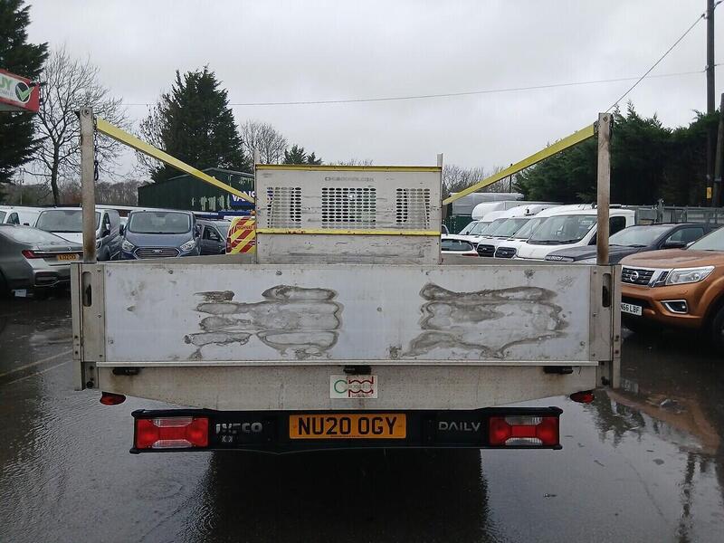 Iveco 2.3D HPI 14V 35S 3450 Dropside 2dr Diesel Manual MWB Euro 6 (s/s) (136 ps) 2.3 2dr Dropside Automatic Diesel