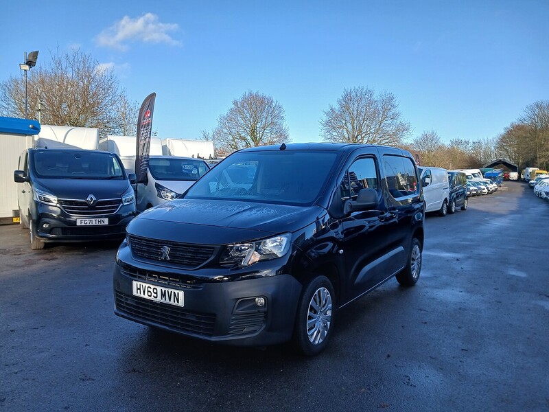 Peugeot 1.6 BlueHDi 1000 Professional Standard Panel Van 5dr Diesel Manual SWB Euro 6 (s/s) (100 bhp)
