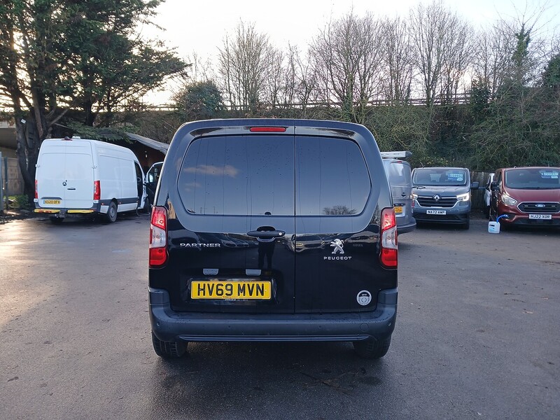 Peugeot 1.6 BlueHDi 1000 Professional Standard Panel Van 5dr Diesel Manual SWB Euro 6 (s/s) (100 bhp)