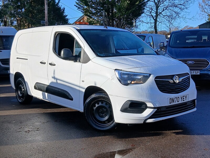 Vauxhall 1.5 Turbo D 2300 Sportive Panel Van 4dr Diesel Manual L2 H1 Euro 6 (s/s) (100 ps)
