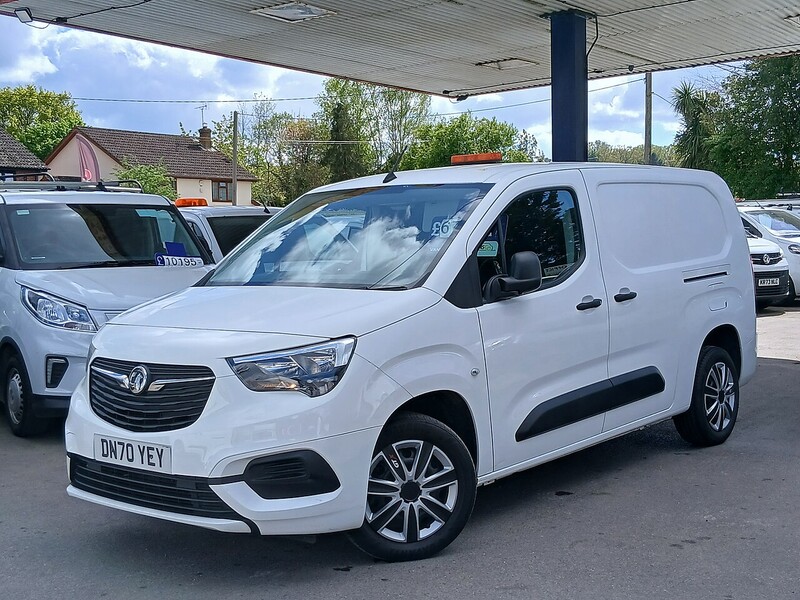 Vauxhall 1.5 Turbo D 2300 Sportive Panel Van 4dr Diesel Manual L2 H1 Euro 6 (s/s) (100 ps)
