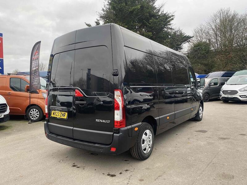 Renault dCi 35 Business+ Panel Van 2.3 Manual Diesel