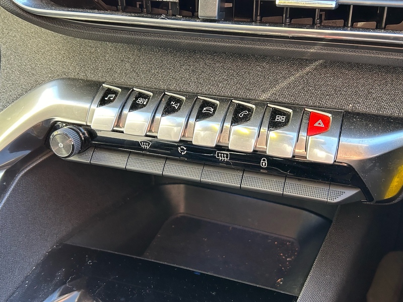 Peugeot BlueHDi Allure SUV 1.5 Manual Diesel