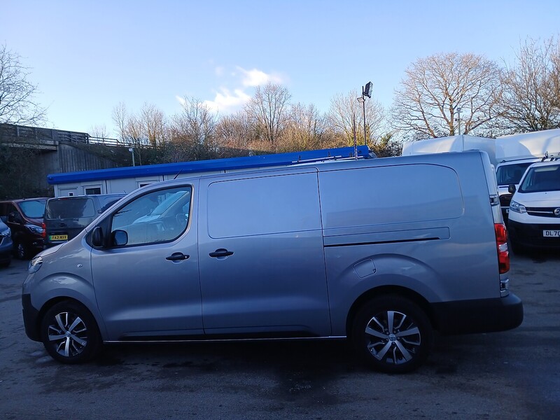 Toyota 2.0D Icon Long Panel Van 6dr Diesel Manual LWB Euro 6 (140 ps)