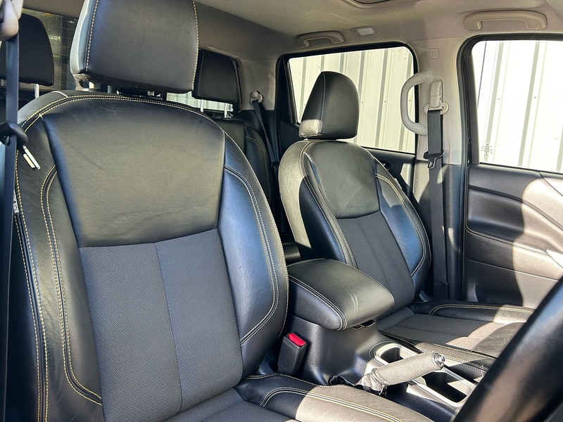 Nissan dCi N-Guard Pickup 2.3 Automatic Diesel
