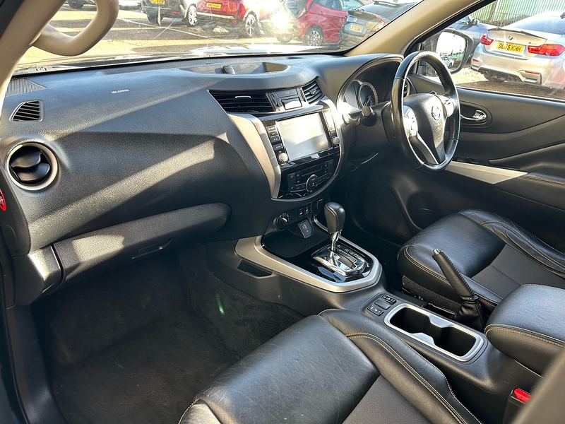 Nissan dCi N-Guard Pickup 2.3 Automatic Diesel