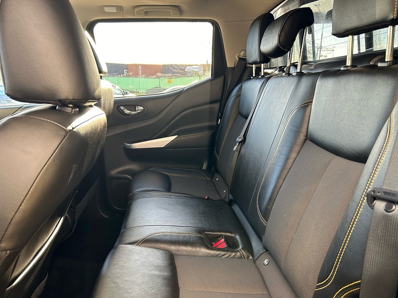 Nissan dCi N-Guard Pickup 2.3 Automatic Diesel