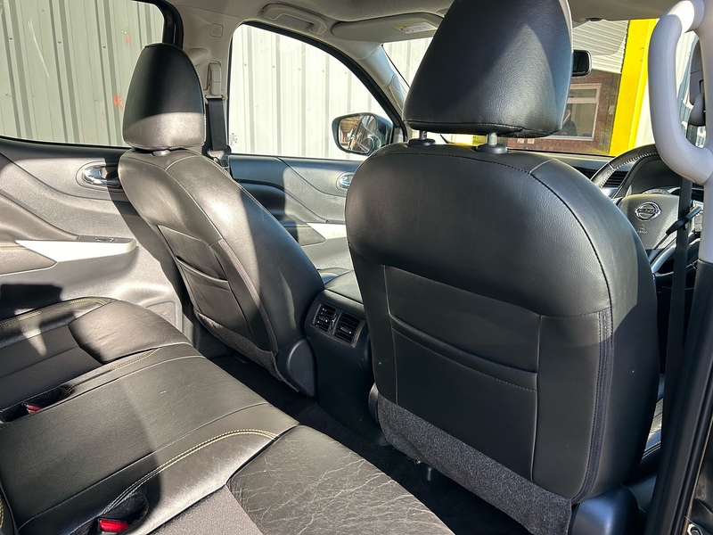 Nissan dCi N-Guard Pickup 2.3 Automatic Diesel