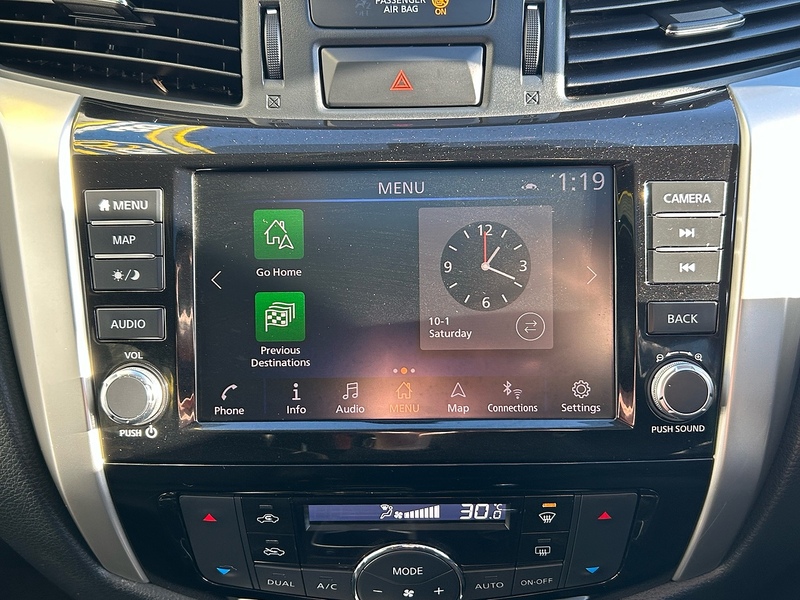 Nissan dCi N-Guard Pickup 2.3 Automatic Diesel