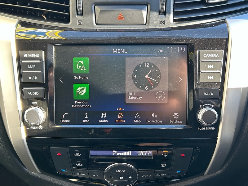 Nissan dCi N-Guard Pickup 2.3 Automatic Diesel