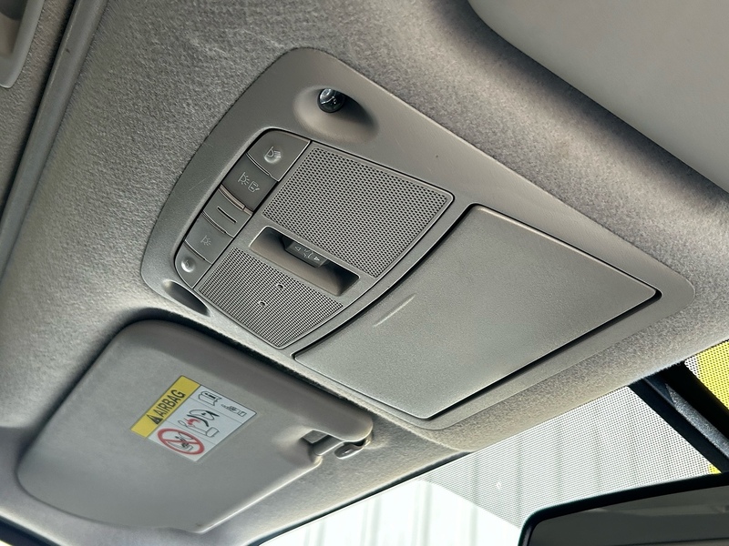 Nissan dCi N-Guard Pickup 2.3 Automatic Diesel