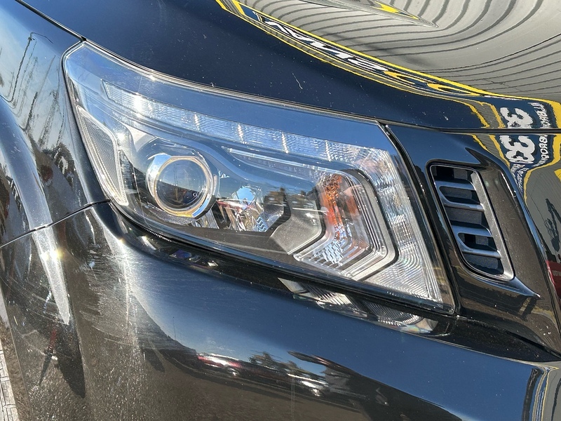 Nissan dCi N-Guard Pickup 2.3 Automatic Diesel