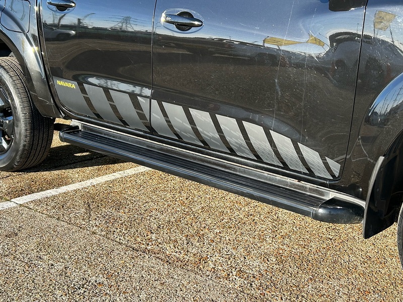 Nissan dCi N-Guard Pickup 2.3 Automatic Diesel