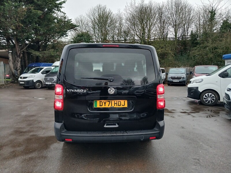 Vauxhall 50kWh Combi MPV 5dr Electric Auto LWB (9 Seat, 7.4kW Charger) (136 ps)