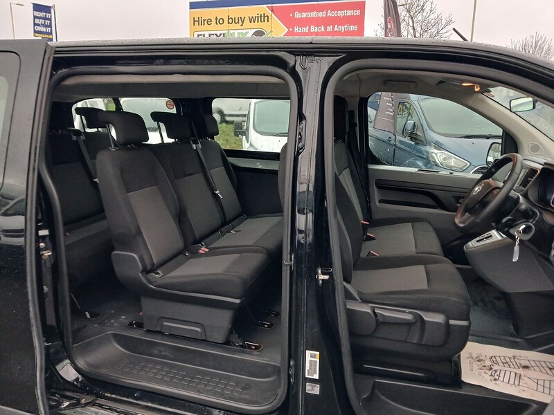 Vauxhall 50kWh Combi MPV 5dr Electric Auto LWB (9 Seat, 7.4kW Charger) (136 ps)