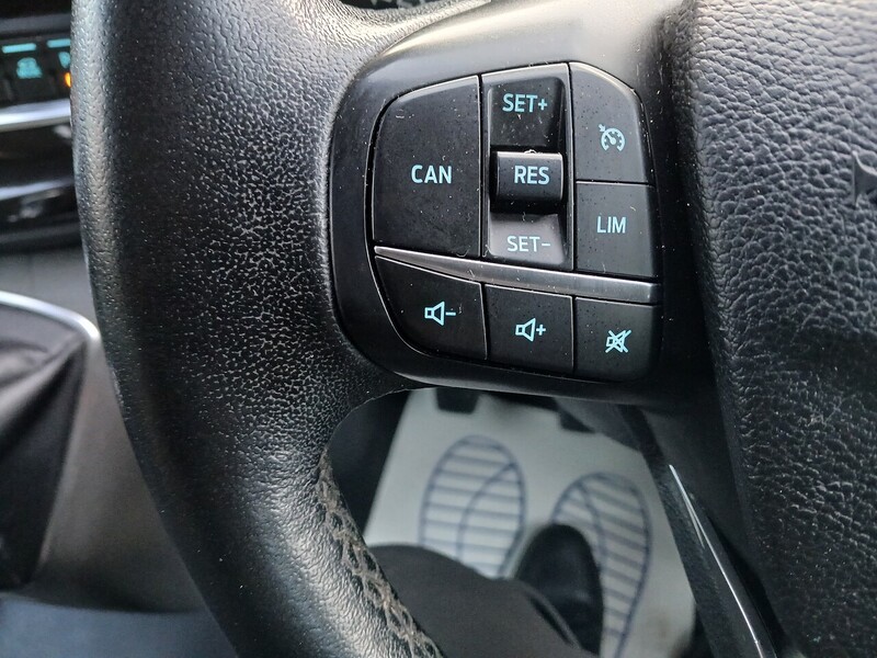 Ford 2.0 300 EcoBlue Limited Panel Van 5dr Diesel Manual L2 H1 Euro 6 (s/s) (130 ps)