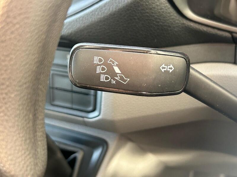 Volkswagen 2.0 TDI CR35 Trendline Panel Van 5dr Diesel Automatic FWD LWB High Roof Euro 6 (s/s) (140 ps)