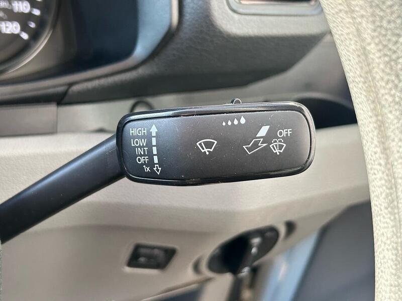 Volkswagen 2.0 TDI CR35 Trendline Panel Van 5dr Diesel Automatic FWD LWB High Roof Euro 6 (s/s) (140 ps)