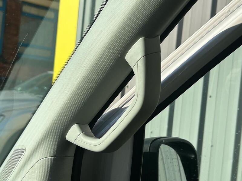 Volkswagen 2.0 TDI CR35 Trendline Panel Van 5dr Diesel Automatic FWD LWB High Roof Euro 6 (s/s) (140 ps)