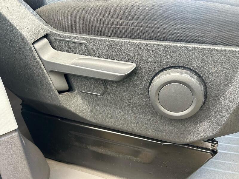 Volkswagen 2.0 TDI CR35 Trendline Panel Van 5dr Diesel Automatic FWD LWB High Roof Euro 6 (s/s) (140 ps)