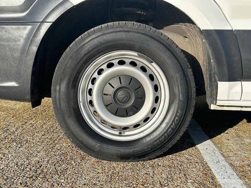 Volkswagen 2.0 TDI CR35 Trendline Panel Van 5dr Diesel Automatic FWD LWB High Roof Euro 6 (s/s) (140 ps)