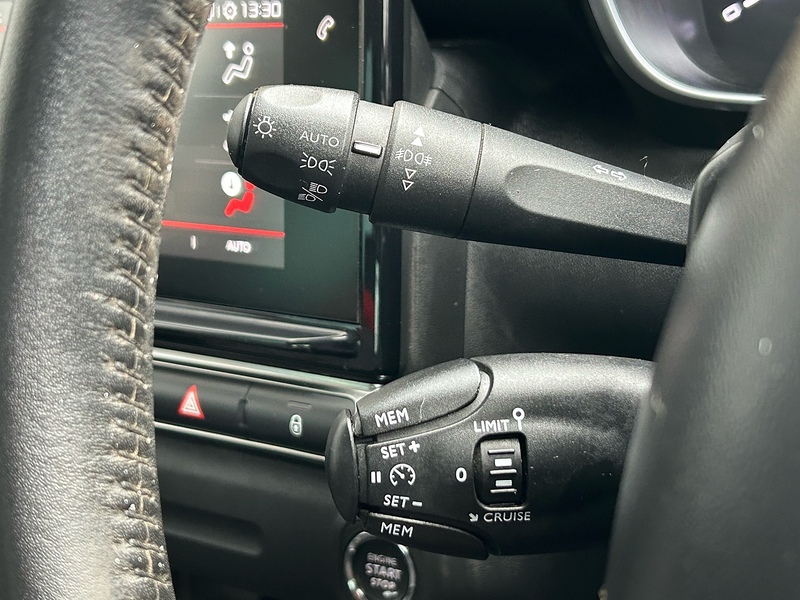 Citroen PureTech Flair SUV 1.2 Manual Petrol