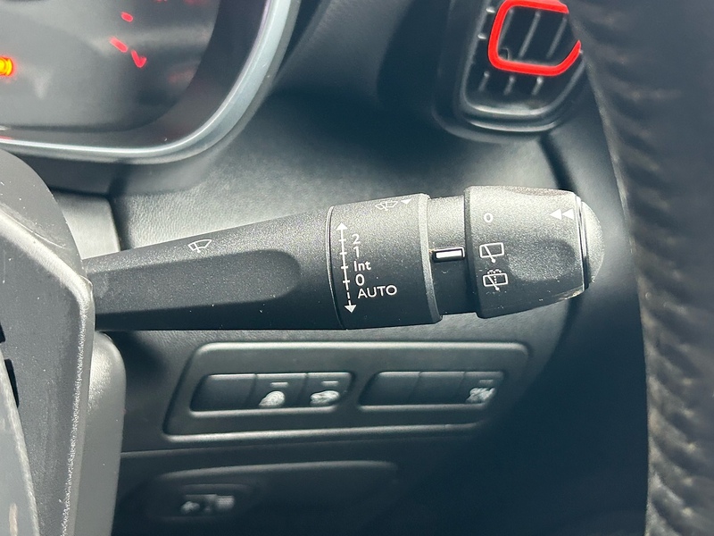 Citroen PureTech Flair SUV 1.2 Manual Petrol