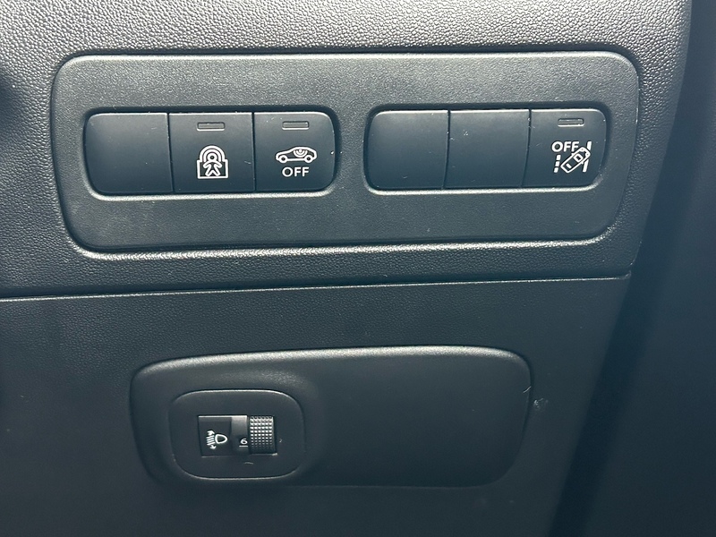 Citroen PureTech Flair SUV 1.2 Manual Petrol