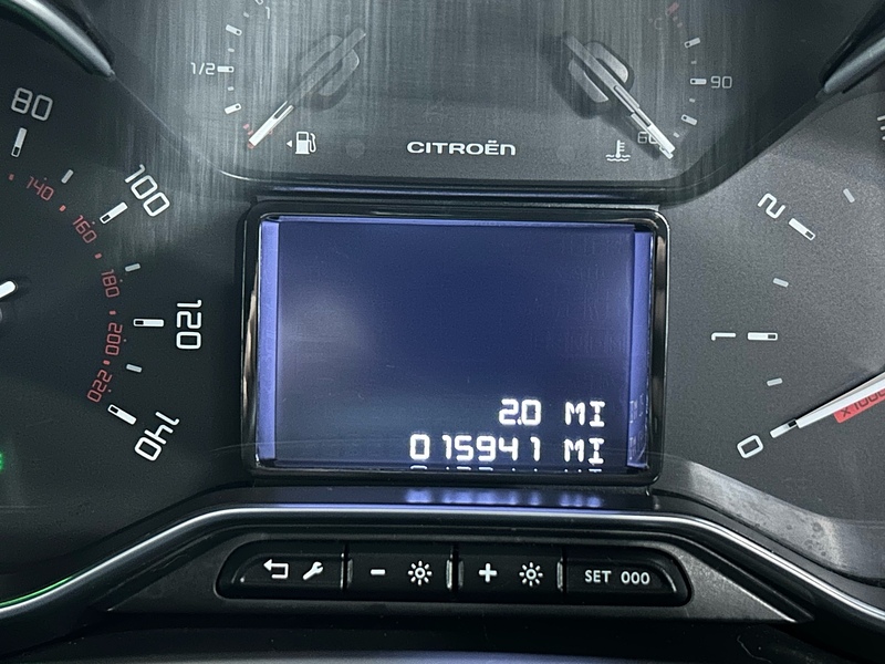 Citroen PureTech Flair SUV 1.2 Manual Petrol