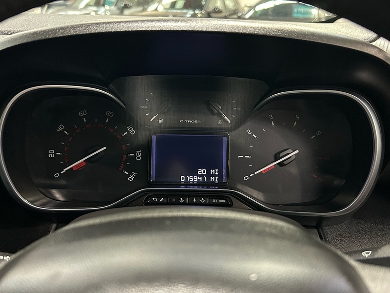 Citroen PureTech Flair SUV 1.2 Manual Petrol