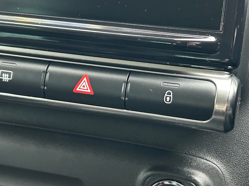 Citroen PureTech Flair SUV 1.2 Manual Petrol