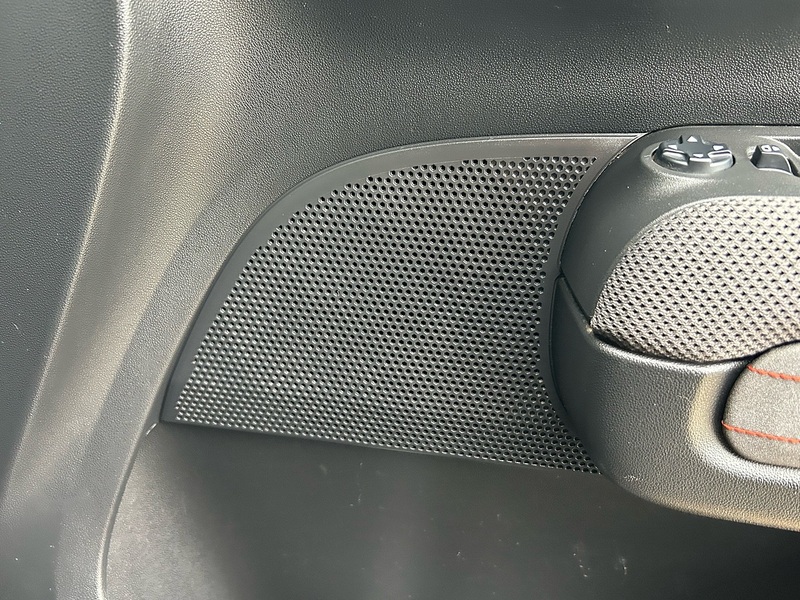 Citroen PureTech Flair SUV 1.2 Manual Petrol