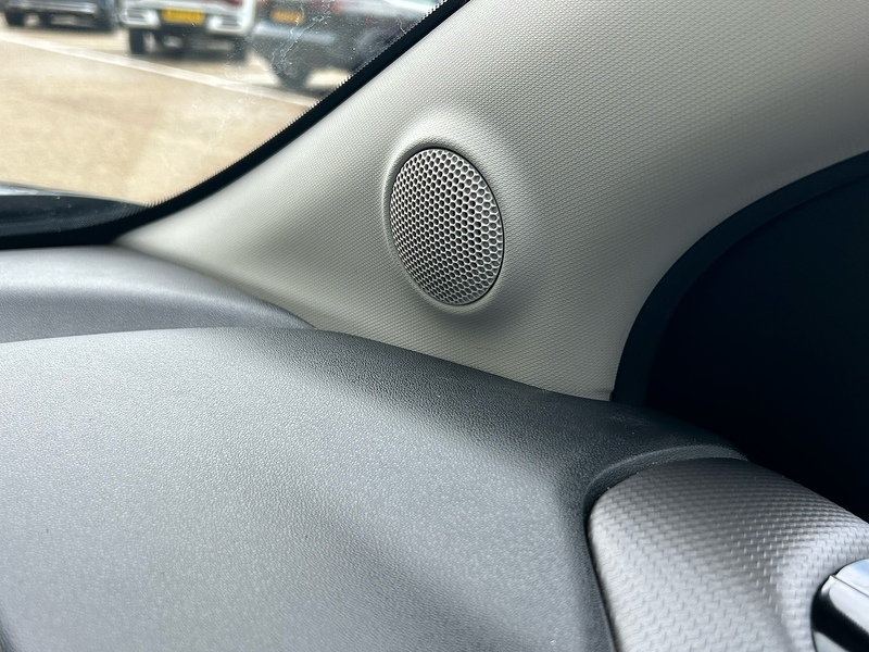 Citroen PureTech Flair SUV 1.2 Manual Petrol