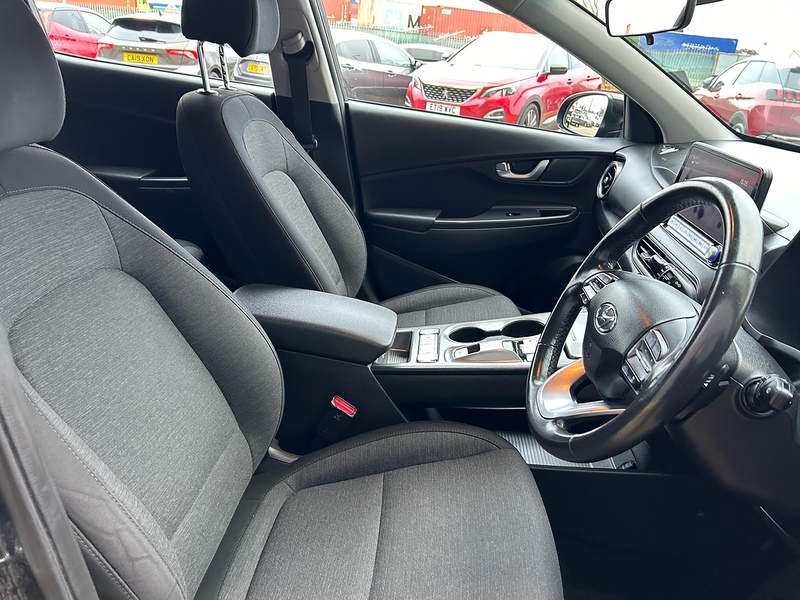 Hyundai SE Connect SUV 0.0 Automatic Electric