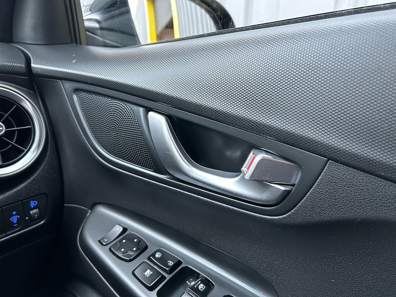 Hyundai SE Connect SUV 0.0 Automatic Electric