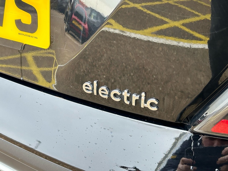 Hyundai SE Connect SUV 0.0 Automatic Electric