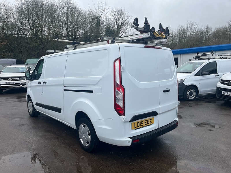Ford 2.0 300 EcoBlue Trend Panel Van 5dr Diesel Manual L2 H1 Euro 6 (105 ps)