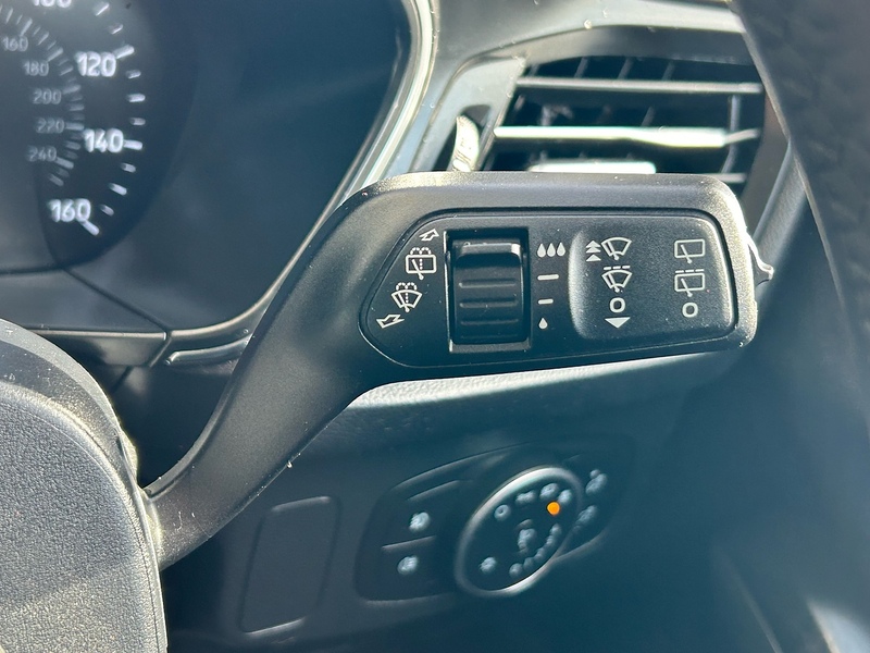 Ford 1.5 EcoBlue Active X Estate 5dr Diesel Auto Euro 6 (s/s) (120 ps)