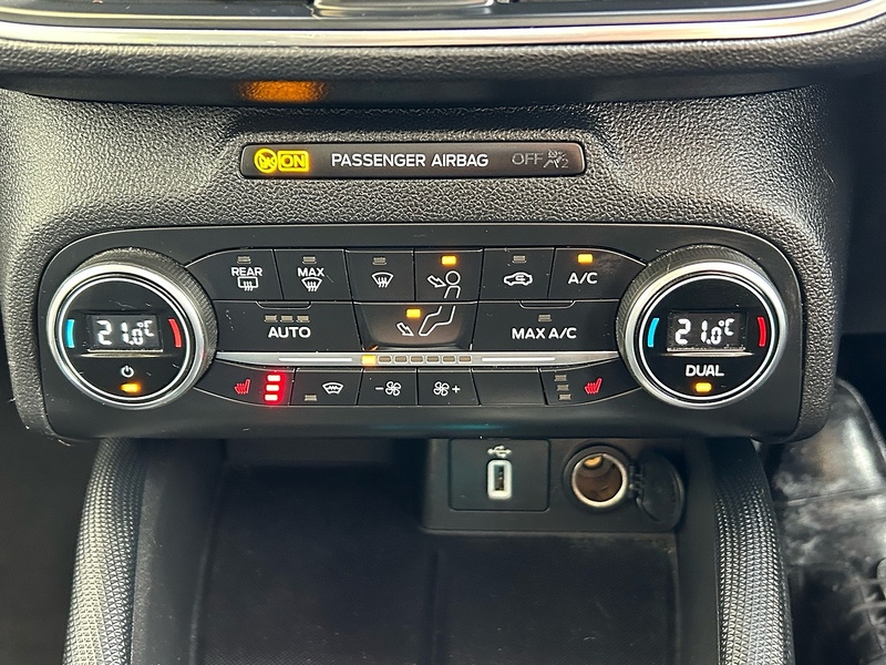 Ford 1.5 EcoBlue Active X Estate 5dr Diesel Auto Euro 6 (s/s) (120 ps)