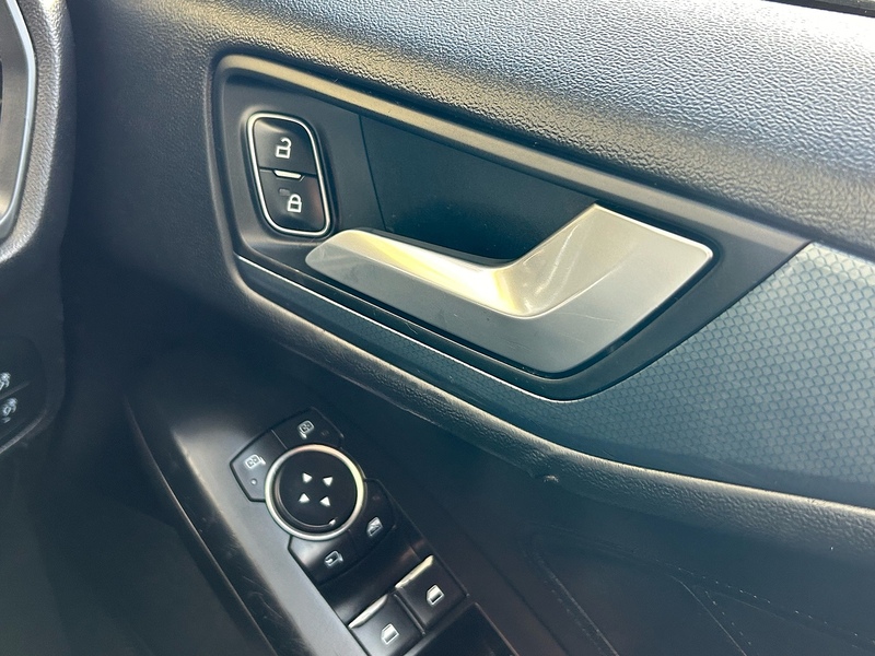 Ford 1.5 EcoBlue Active X Estate 5dr Diesel Auto Euro 6 (s/s) (120 ps)