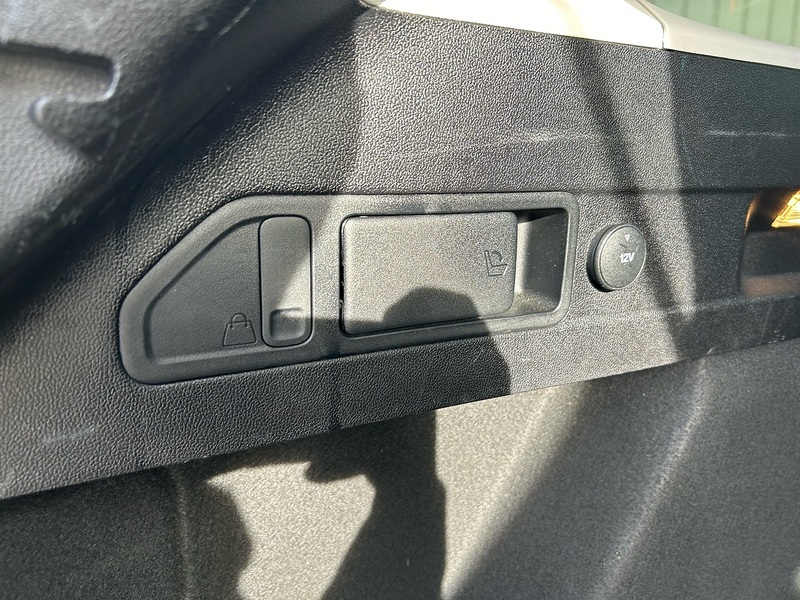 Ford 1.5 EcoBlue Active X Estate 5dr Diesel Auto Euro 6 (s/s) (120 ps)