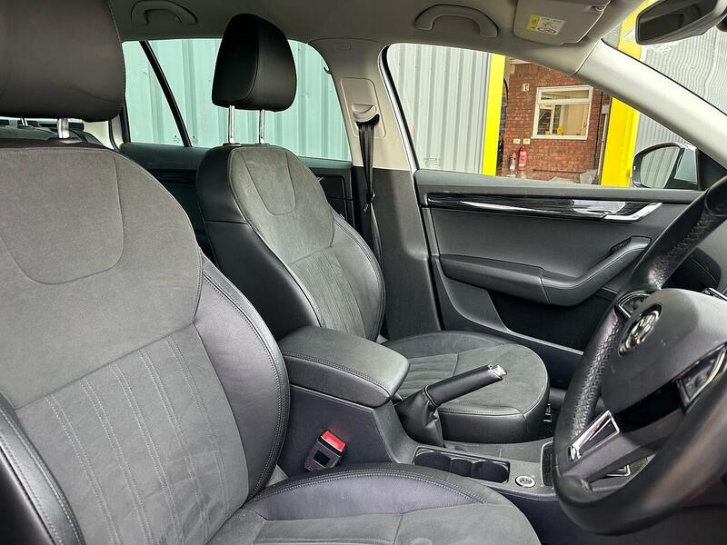 Skoda 2.0 TDI SE L Estate 5dr Diesel DSG 7Spd Euro 6 (s/s) (150 ps)