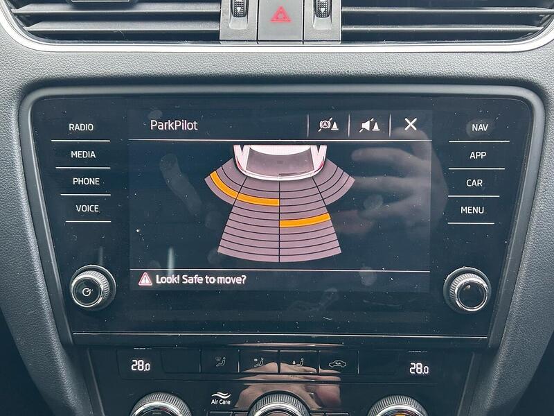 Skoda 2.0 TDI SE L Estate 5dr Diesel DSG 7Spd Euro 6 (s/s) (150 ps)